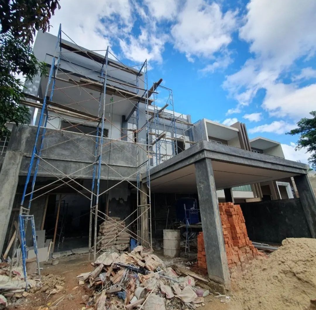Villa Keluarga Dua Lantai